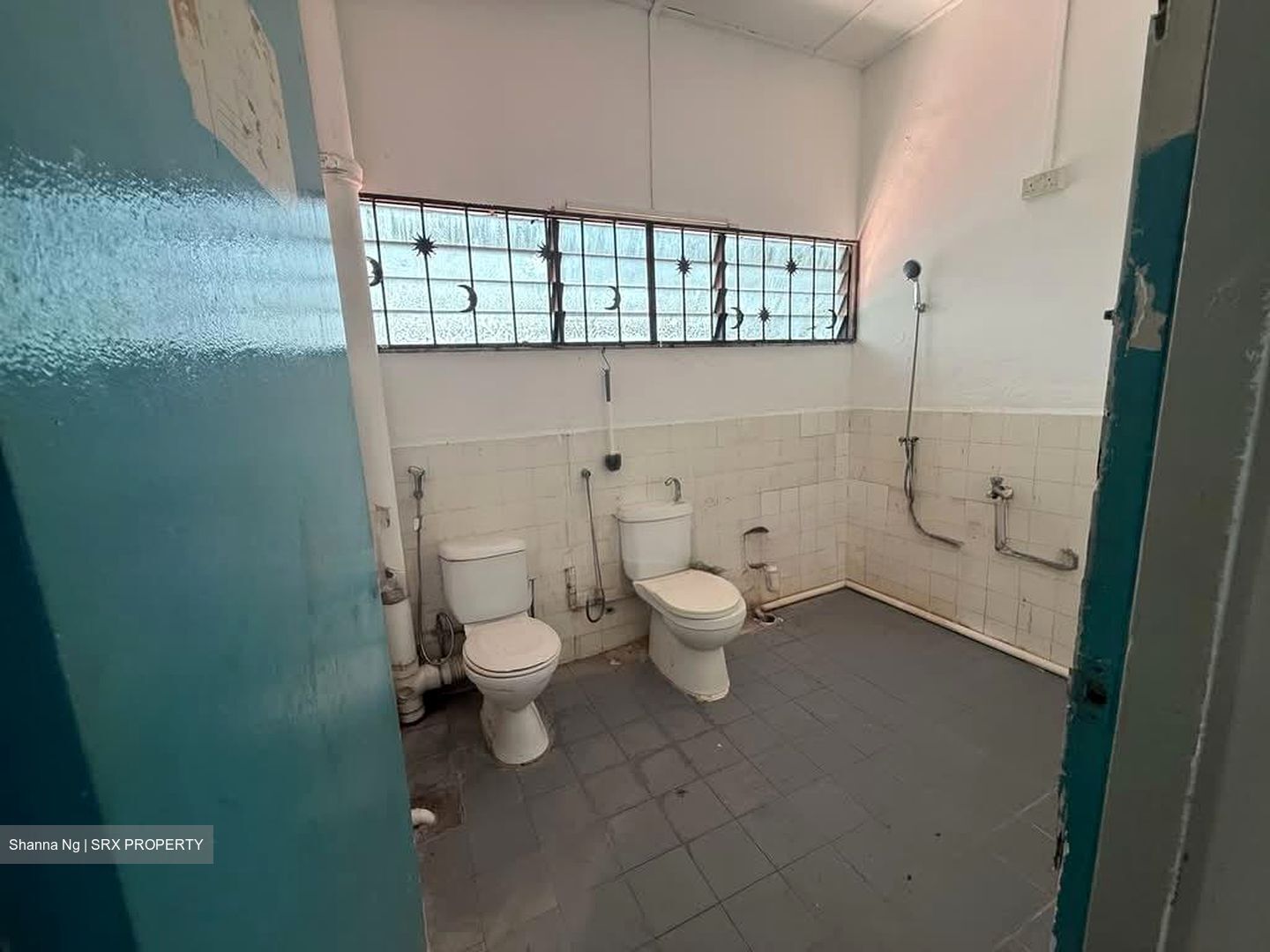 Yio Chu Kang Road (D19), Shop House #562145481